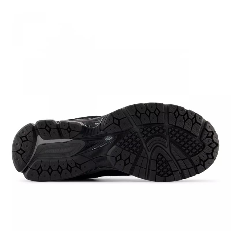 New Balance 2002R Black Ripstop Unisex Sneakers Grey U2002RTG
