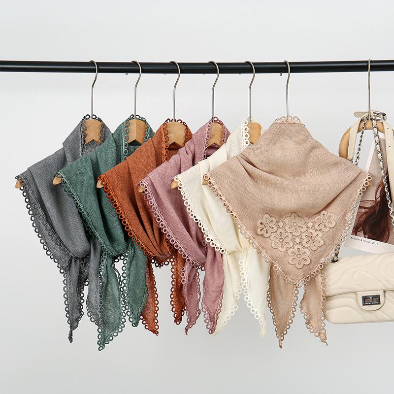 Korean Retro Color Block Cotton Linen Scarf for Women: Spring/Autumn Lace Triangle Headscarf