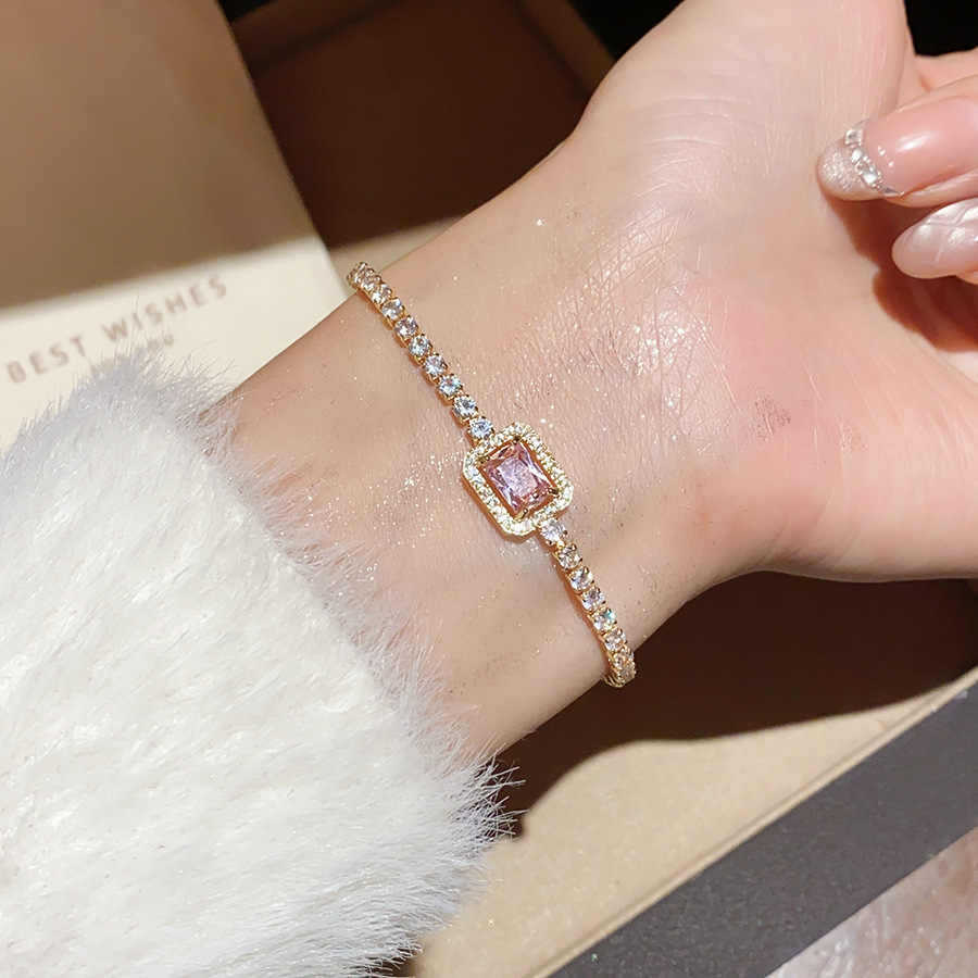 Exquisite Square Pink Zircon Bracelet for Women Fashion Gold Color Chain Adjustable Pull Bracelet Wedding Jewelry Wholesale