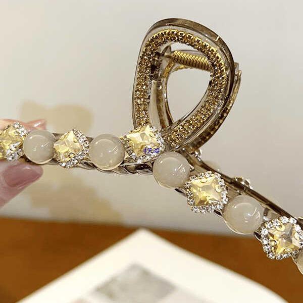Elegant Korean Luxury Beaded Diamond Claw Hair Clip for Women