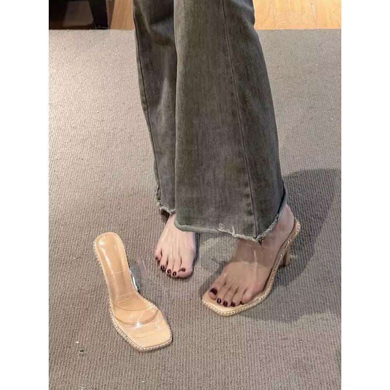 Chinelos de nicho de bico quadrado abertos para mulheres usando cola de vidro transparente, saltos altos sexy e bonitos para mulheres, saltos grossos.