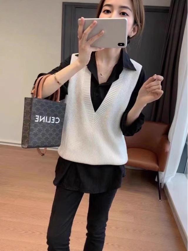 Women's Slimming V-Neck Knitted Wool Vest - Versatile Sleeveless Autumn/Winter Sweater for Layering