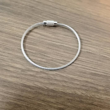 

Stainless Steel Keychain Wire Rope Loop with Screw Lock Durable Steel Cable Ring for Keys and Small Items 1 5mm Diameter 20cm Length One size срібний