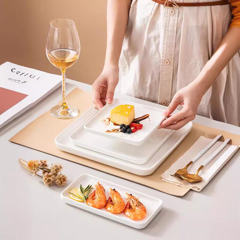 Ruhan Nordic Style Ceramic Square Flat Plate