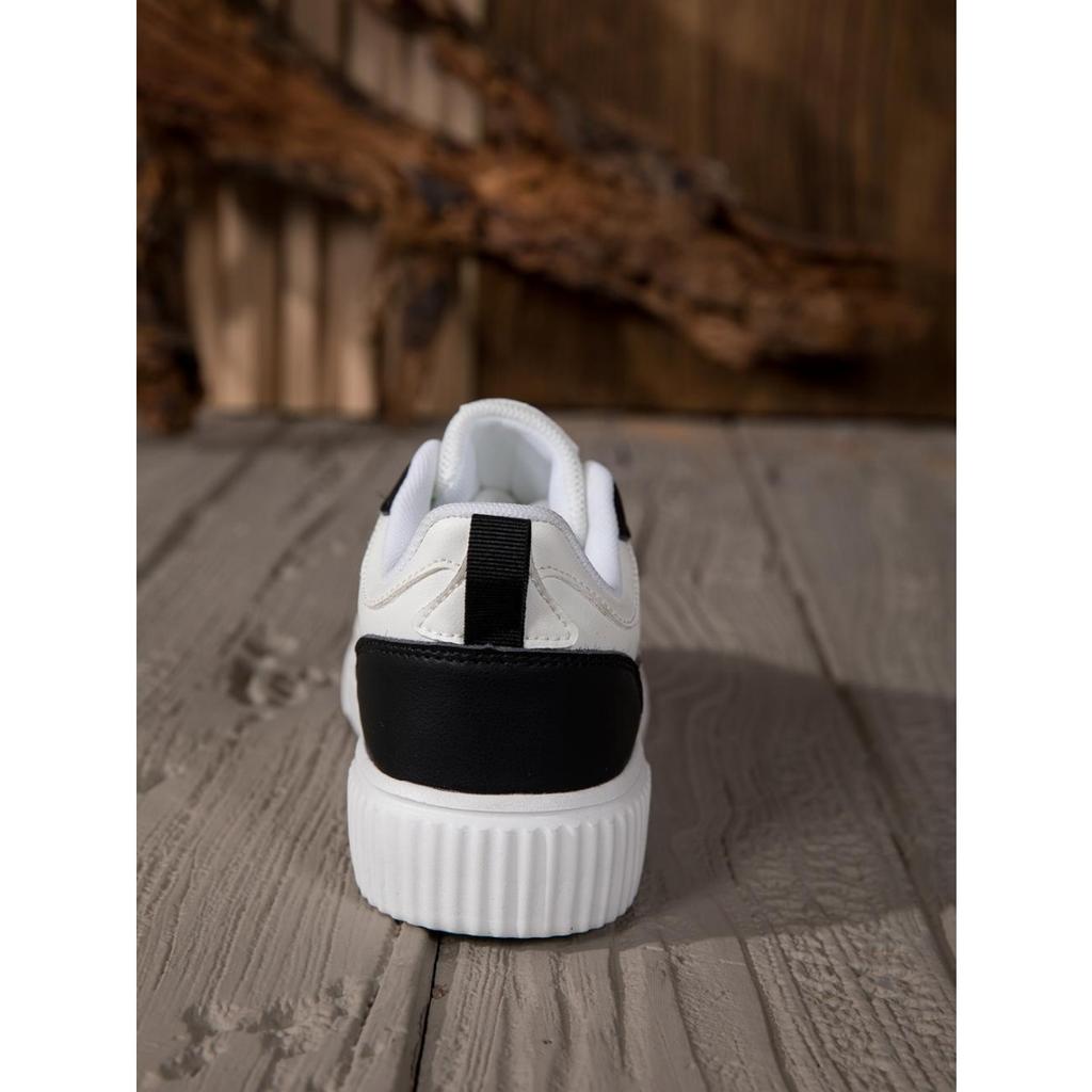 Unisex Low Cut Sports Shoes - Lace Up Closure All Season Casual Shoes - Comfortable Fabric Insole, Durable and Long-lasting Lifestyle Shoes