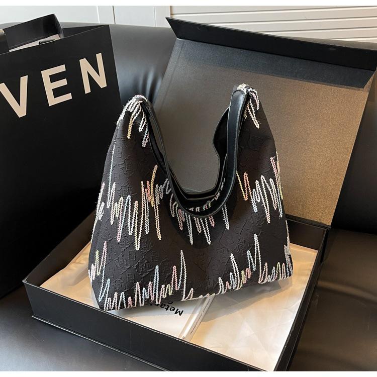 Women's Large Capacity Retro Frosted Shoulder Bag, 2023 Autumn/Winter Collection – Versatile Mother-Child Bucket Style