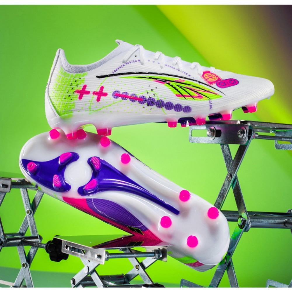 

Low-top thorn football shoes World Cup broken nails Artificial turf nails Leather feet Male and female students training shoes 35