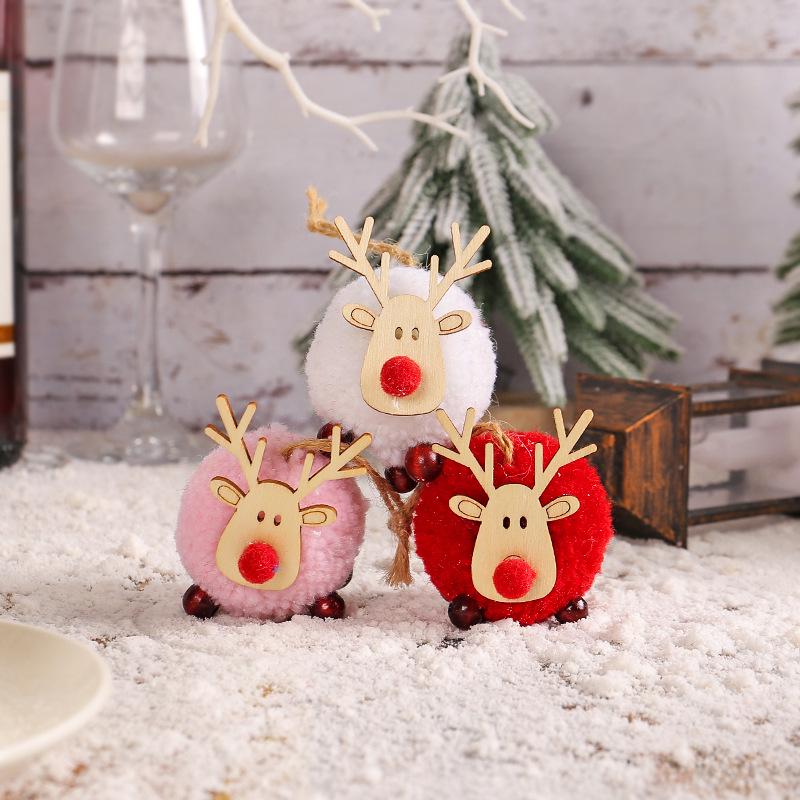 Large Knitted Lambswool Reindeer Ornament - Christmas Tree Hanging Pompon Decoration