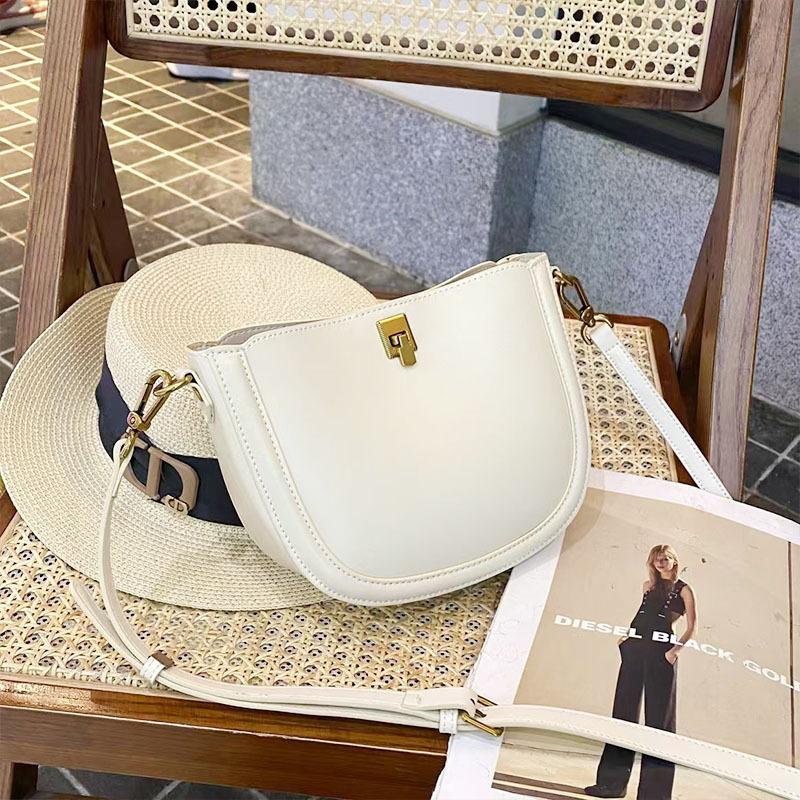 

Leather saddle bag, new soft leather semi-round messenger bag, premium texture women s shoulder bag, fashion casual bag 22*7*12 белый