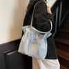 Premium Sense Large-capacity Bag Women's New Fashion Commuter Versatile Shoulder Bag Work Tote Bag