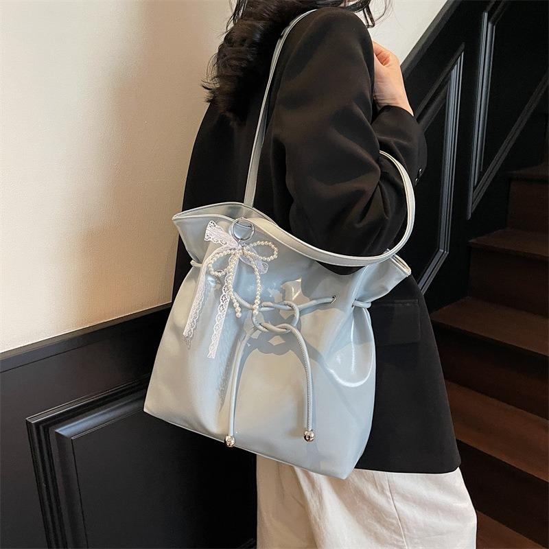 Premium Sense Large-capacity Bag Women's New Fashion Commuter Versatile Shoulder Bag Work Tote Bag