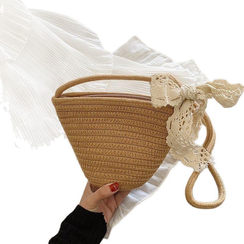 Woven bag women's straw bag 2025 new trendy ins fashion versatile messenger bag seaside vacation bag bucket bag