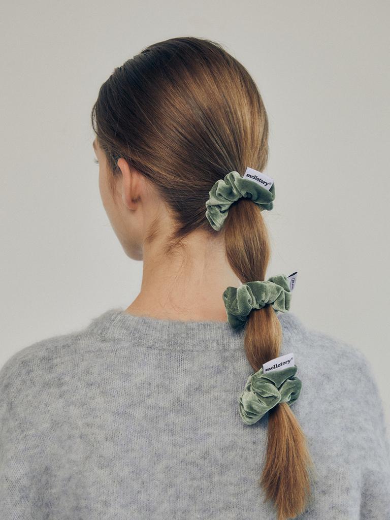 Mellotory Mini Velvet Scrunchie (Olive)