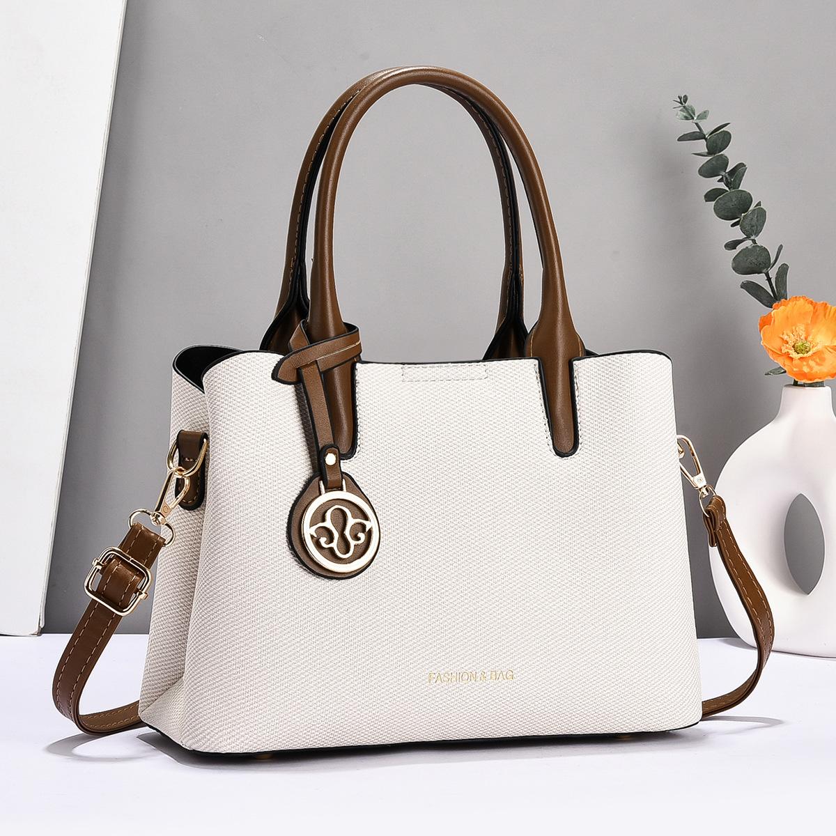 Neue Modische Gewebte Handtasche Vielseitige Hochwertige Umhängetasche Große Kapazität Lässige Trendige Pendler Spielzeugtasche . gray