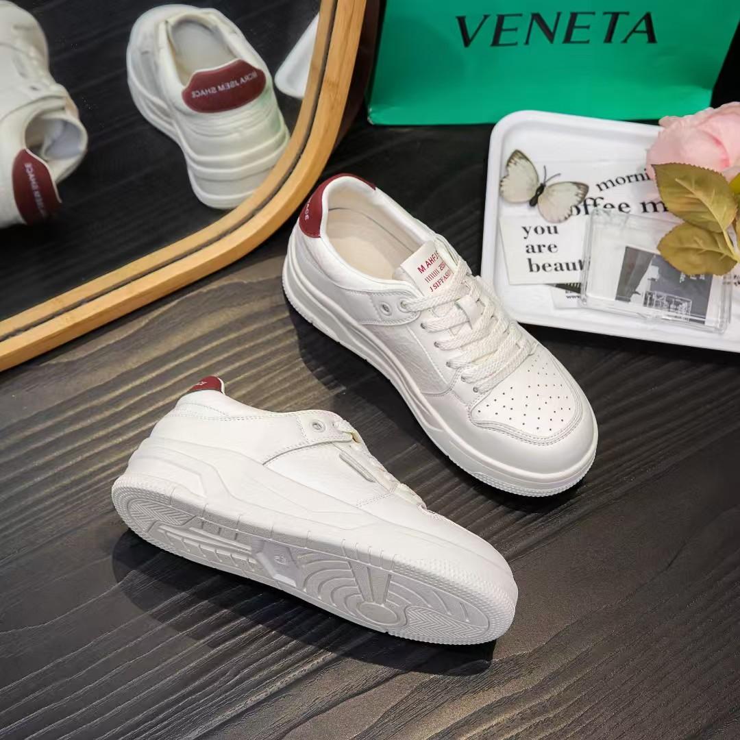 

Шкіряні білі жіночі весняні дихаючі легкі туфлі на м якій підошві, студентське повсякденне взуття, універсальні туфлі на товстій підошві 38