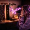 Dragon Culture Collectible Figurine Fantasy Bookshelf Lamp, Retro Flying Light, Literature Fan Gift Creative Bookend Light for Library Reading Corner