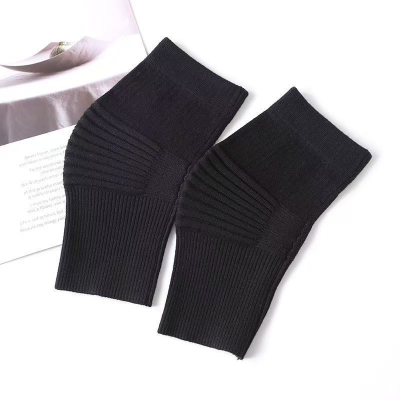 

1 Pair Warm Knee Support Protector High Elastic Knitted Bandage knee Pad Non-slip Breathable Women Outdoor Cycling Knee Brace чорний