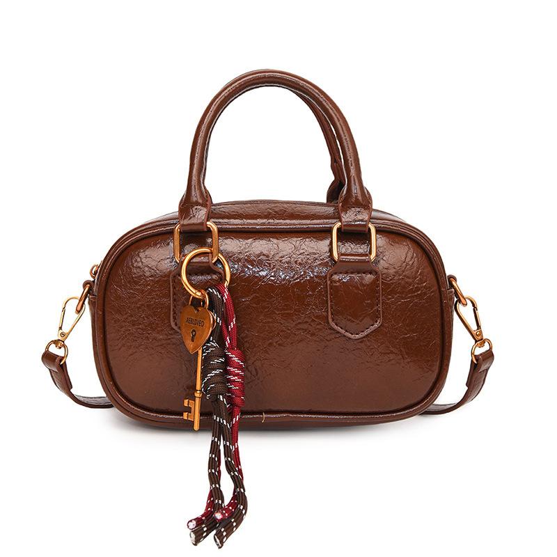 

Ручная сумка для боулинга женская новая модная и популярная сумка на плечо универсальная повседневная сумка-мессенджер маленькая квадратная сумка single package