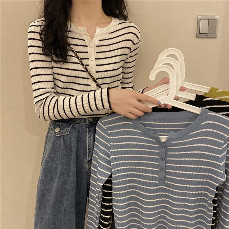 2025 Women's Striped Knitwear Slim Long Sleeve Base Layer Top for Spring and Autumn