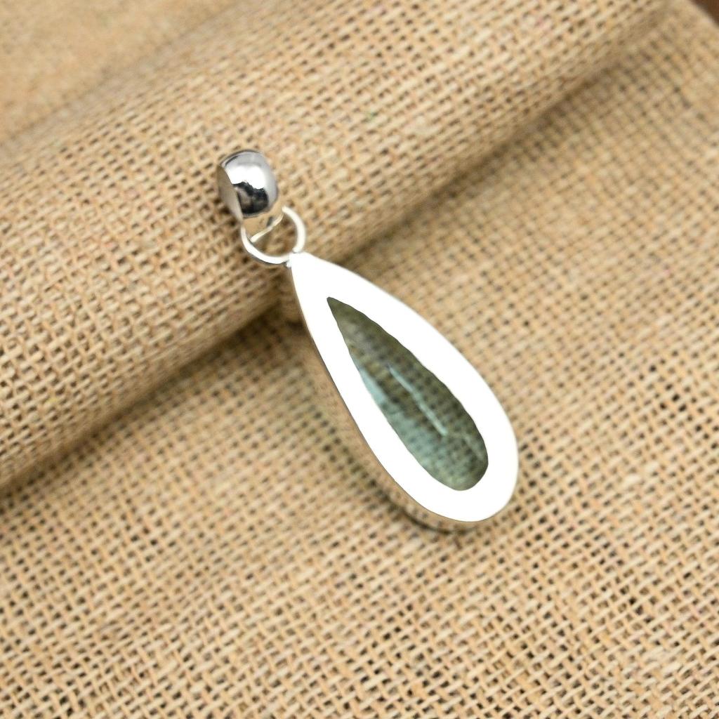 Erstaunlicher Aqua-Apatit-Edelstein, handgefertigter Schmuckanhänger aus 925er Sterlingsilber für Sie