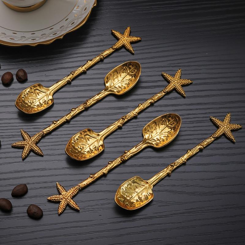 Retro Engraving Dessert Spoon Crystal Head Ice Cream Spoon Creative Mixing Spoon Retro Royal Style Tableware Kitchen Tools