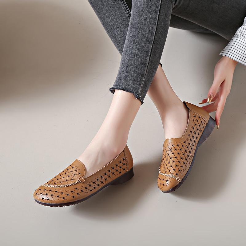 Fashion Women Flats Summer New Loafers Fashion Round Toe Shoes Women Soft Sole Non-slip Sandals Flat Breathable Casual Sneakers Women