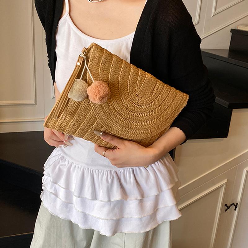 Handmade Straw Beach Shoulder Crossbody Bag Girls Envelope Woven Summer Small Hair Ball Cluth
