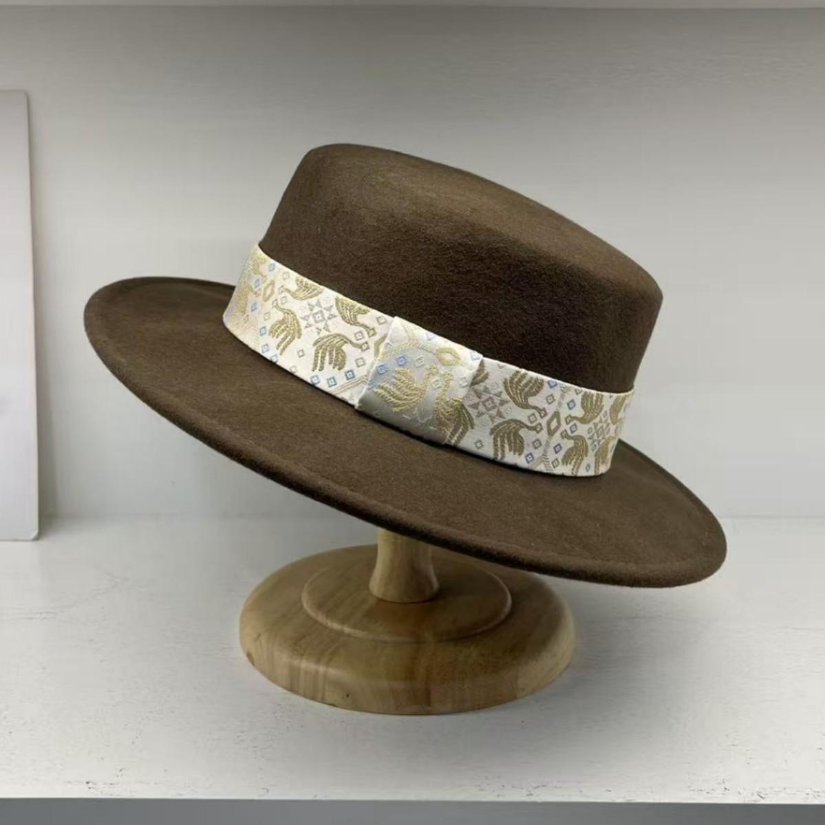 

European, American British style French romantic retro flat top hat women s fashion autumn and winter woolen felt hat flat top hat M（55-58cm）