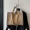 Elegant Vintage Pattern Tote Bag Zipper Closure Square Shoulder Bag Women Large Capacity School Travel Commute Handbag
