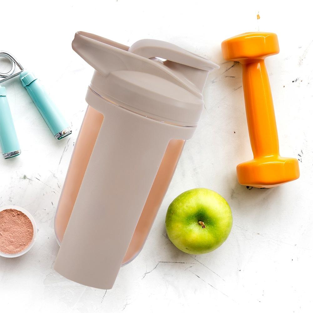 Shaker Treningowy z Kulką do Mieszania na Odżywki Koktajle Szczelny 700 ml