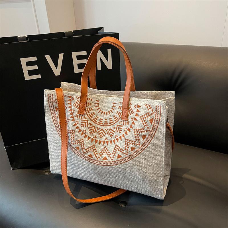 

Льняная холщовая сумка большой вместимости, повседневная, новая, простая, с лоскутным дизайном, тоут, на плечо коричневый