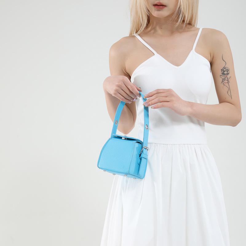 Personalized Funny Small Bag 2025 New Fashion Niche Box Bag Women's Versatile Oblique Span Mini Small Square Bag Tide