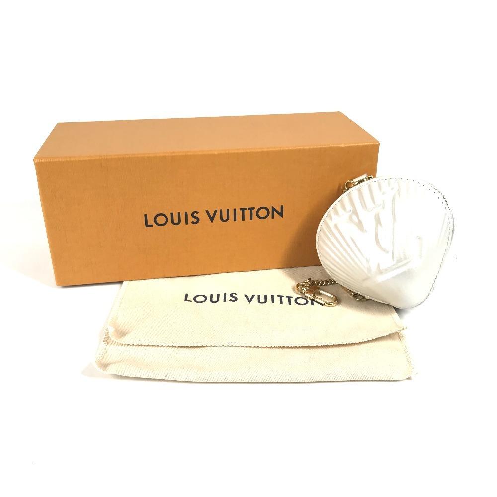Louis Vuitton M92508 By the Pool Shell Coin Purse Key Holder Charm Coin Purse
