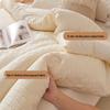 OLOEY Jacquard Soybean Fiber All-Season Quilt