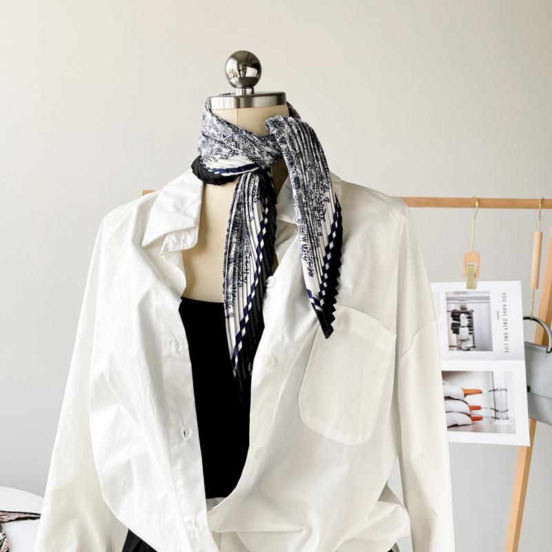 

Arrived Diamond 70cm Small Square Satin Scarfs Pleated Chain Dots Printed Women s Shawls Fashion Spring Summer Neckerchiefs 42CMX92CM