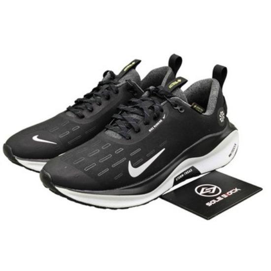 

Nike Infinity Run 4 Gore Tex Чорний Білий HQ0265-001 EU 42.5 чорний білий колір