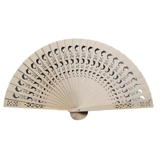 Dřevěný skládací ventilátor v čínském stylu dutá žebra Přenosná letní dekorace s ručním ventilátorem