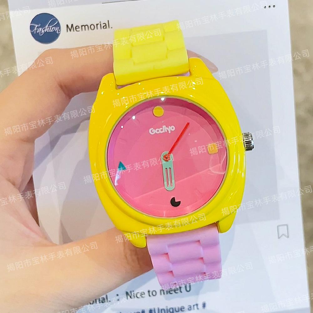 

Контрастные цветные часы Dopamine для женщин, легкие роскошные нишевые часы, симпатичные спортивные часы для женщин, студенческие детские забавные часы