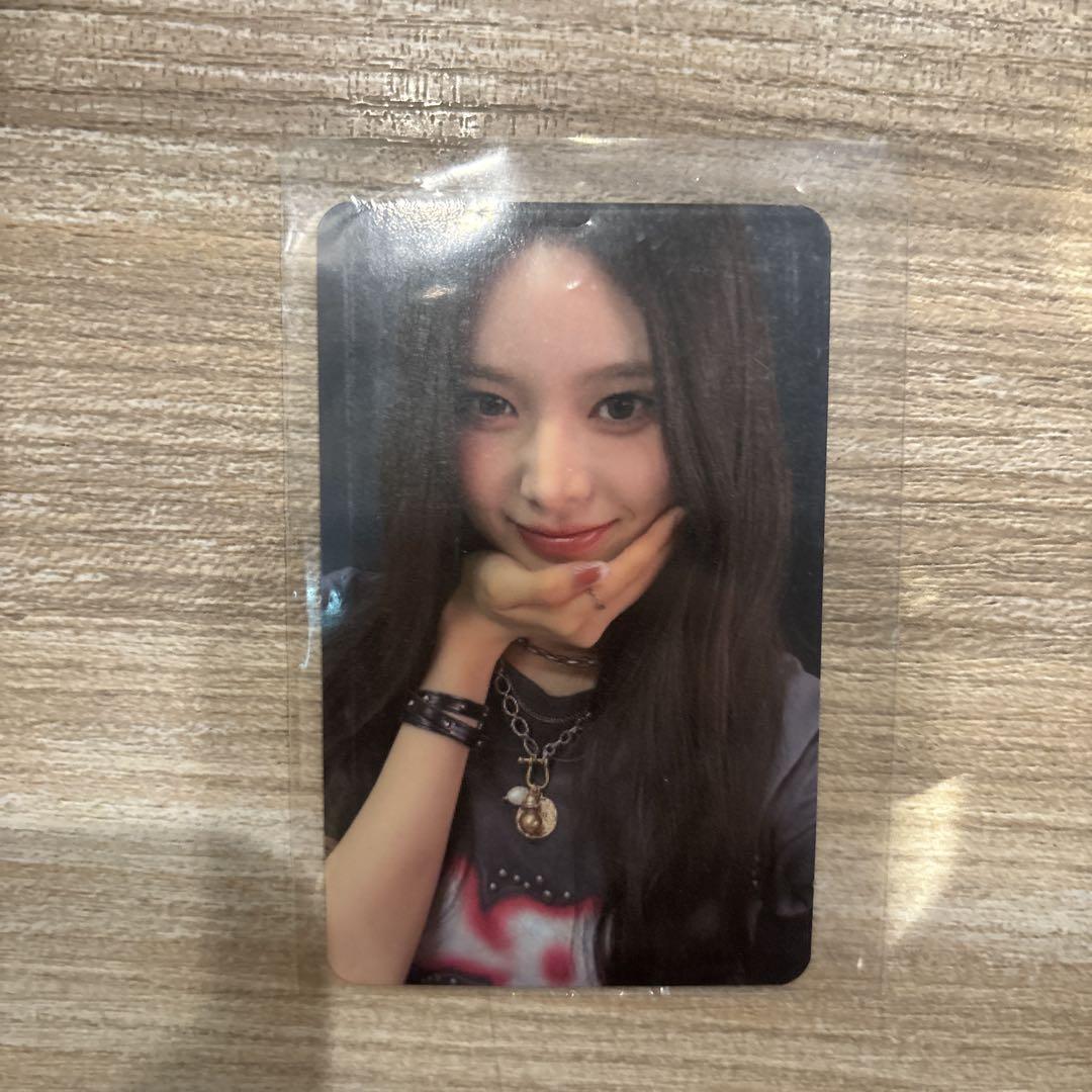 

[USED] izna kcon cafe trading card jimin