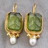 Vintage Inlaid Imitation Pearl Emerald Pendant Earrings for Women Elegant Exquisite Banquet Dangle Earrings Jewelry Accessories