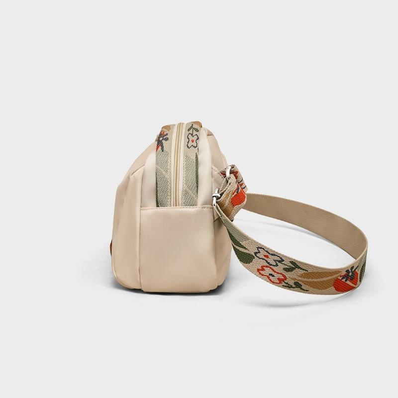 Bag Women's New Autumn and Winter Messenger Bag Women's Bag Canvas Bag Shoulder Breast Bag Shell Bag Small Bag