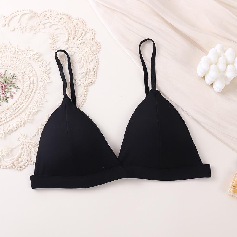 Southeast Asia Cross-border Hot Selling French Triangle Bra: Wireless, Fixed Cups, Thin Straps, Beautiful Back Design