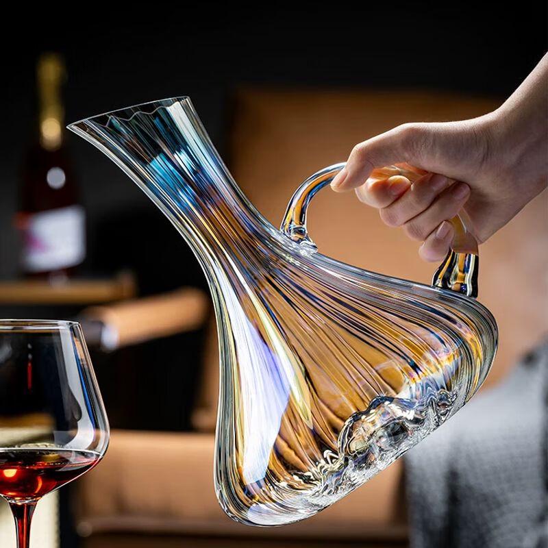 Elegant Crystal Glass Red Wine Decanter