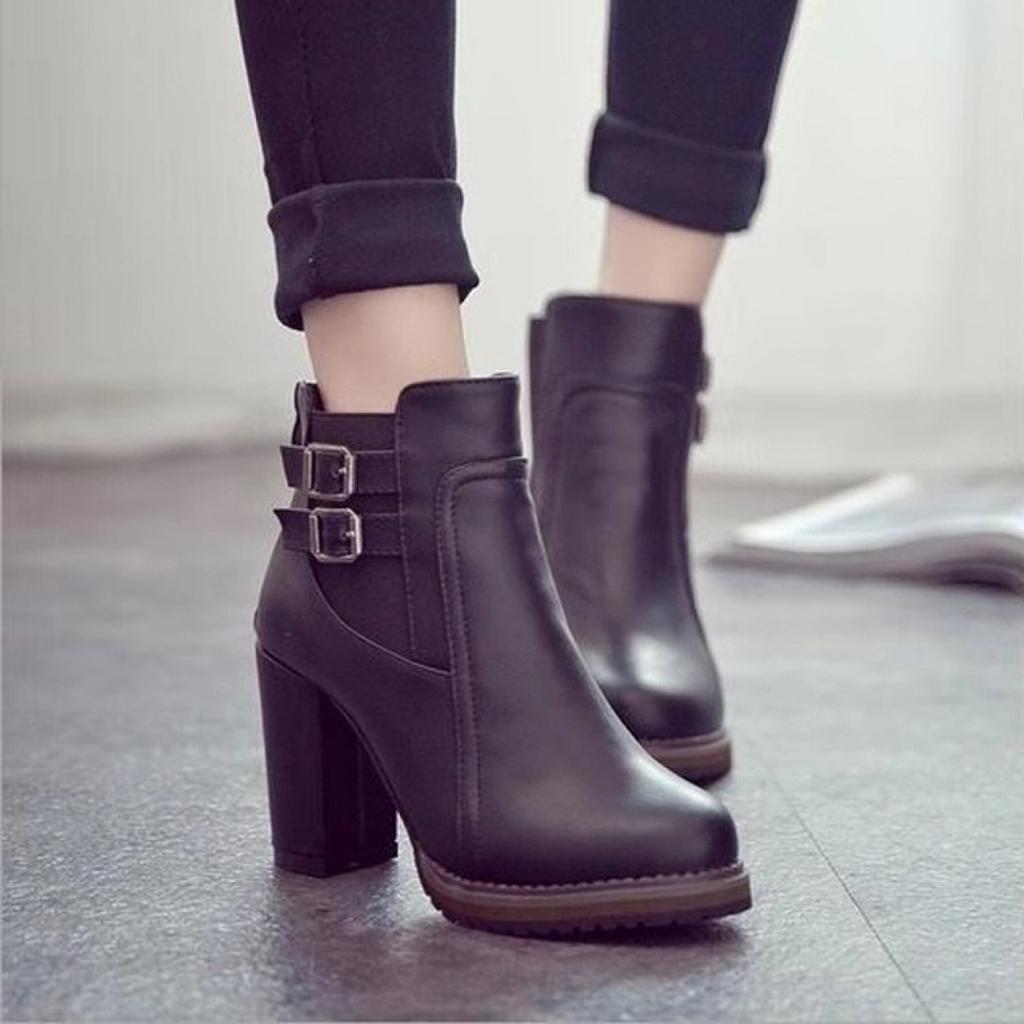 Large size thick-heeled knight boots autumn and winter new rear zipper belt buckle high-heeled short boots