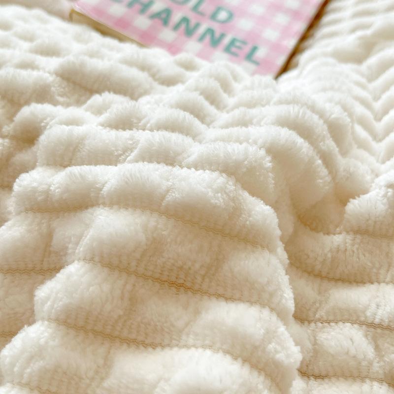 Thickened Milk Fleece Four-Piece Coral Fleece Quilt Cover Cut Flower Fleece Bed Sheet Mattress Bedding Three