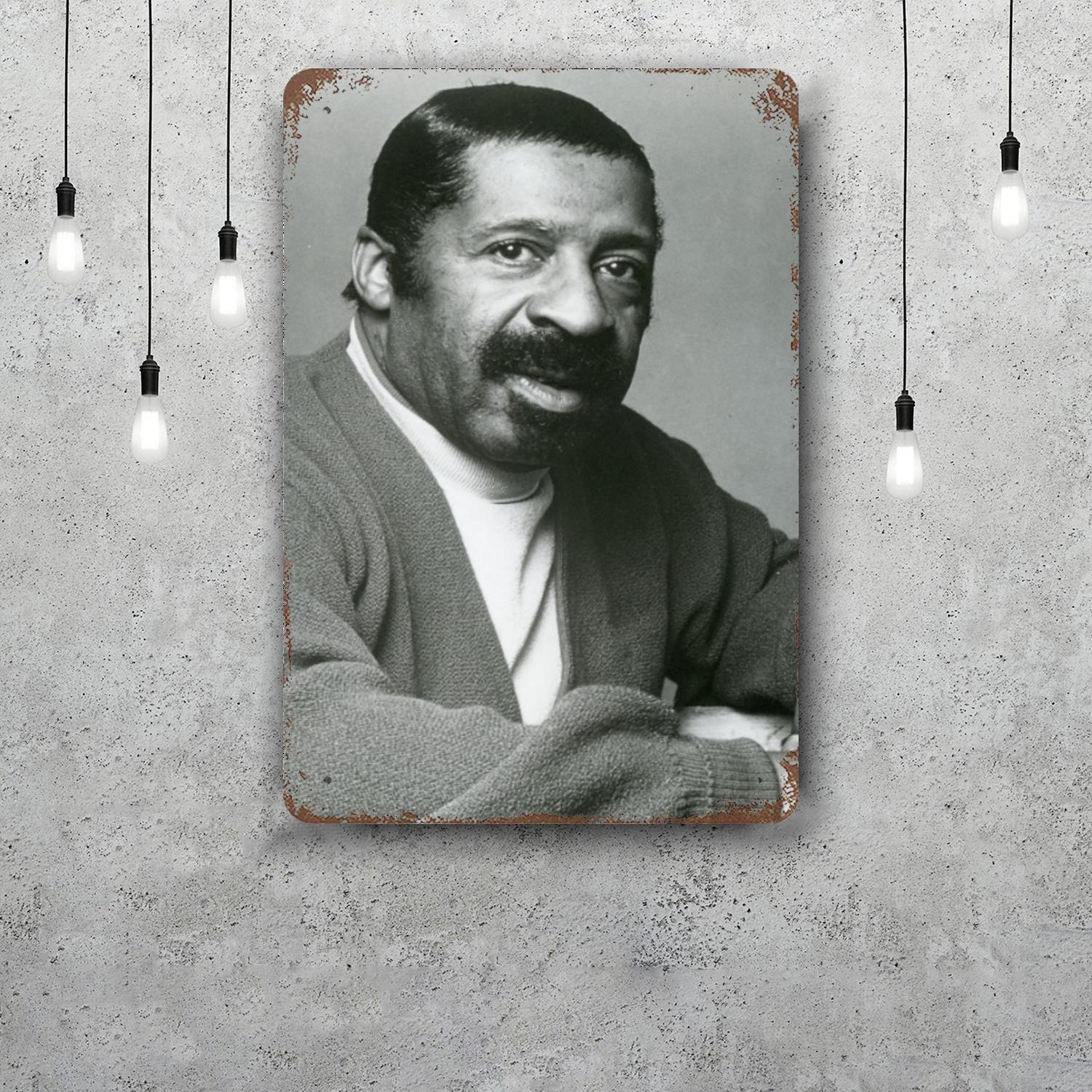 

Erroll Garner Vintage Metal Tin Signs Posters Decor Retro Metal Plaque Wall Art Decor for Garage Bar 20x30cm（7.8x11.8inch）