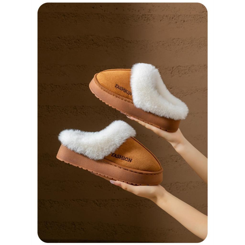 Thick and Warm Cotton Slippers with Added Velvet, Suitable for Women To Wear Outside In Winter. Soft Soled Plush Slippers for Home and Indoor Use