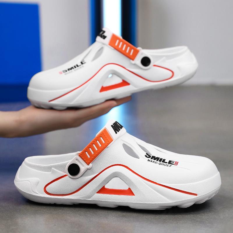 Fashion 2024 Designer Men Summer Sandals Clogs Home Platform Garden Slippers Casual Slides Soft Sole Light Beach Slipper