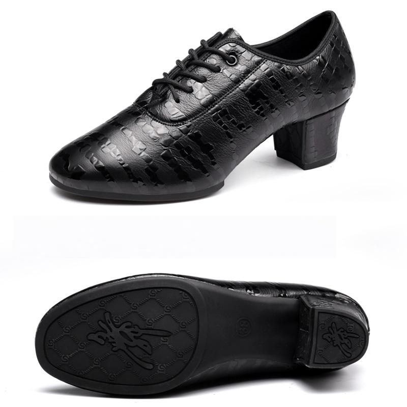 

Женские туфли для латиноамериканских танцев из кожи с текстурой водная трава , с квадратным носком, на шнуровке, с круглым носком, с мягкой подошвой, дышащие, для социальных и современных танцев 34