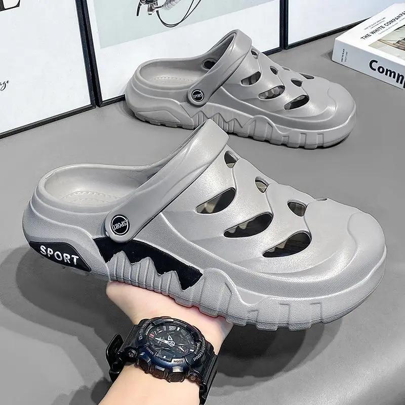Fashion Hole Shoes Outdoor Platform Designer Luxury Original Pvc Slippers for Men Fun Clappers 2025 Mascullino Fashion Trend Sandals Man